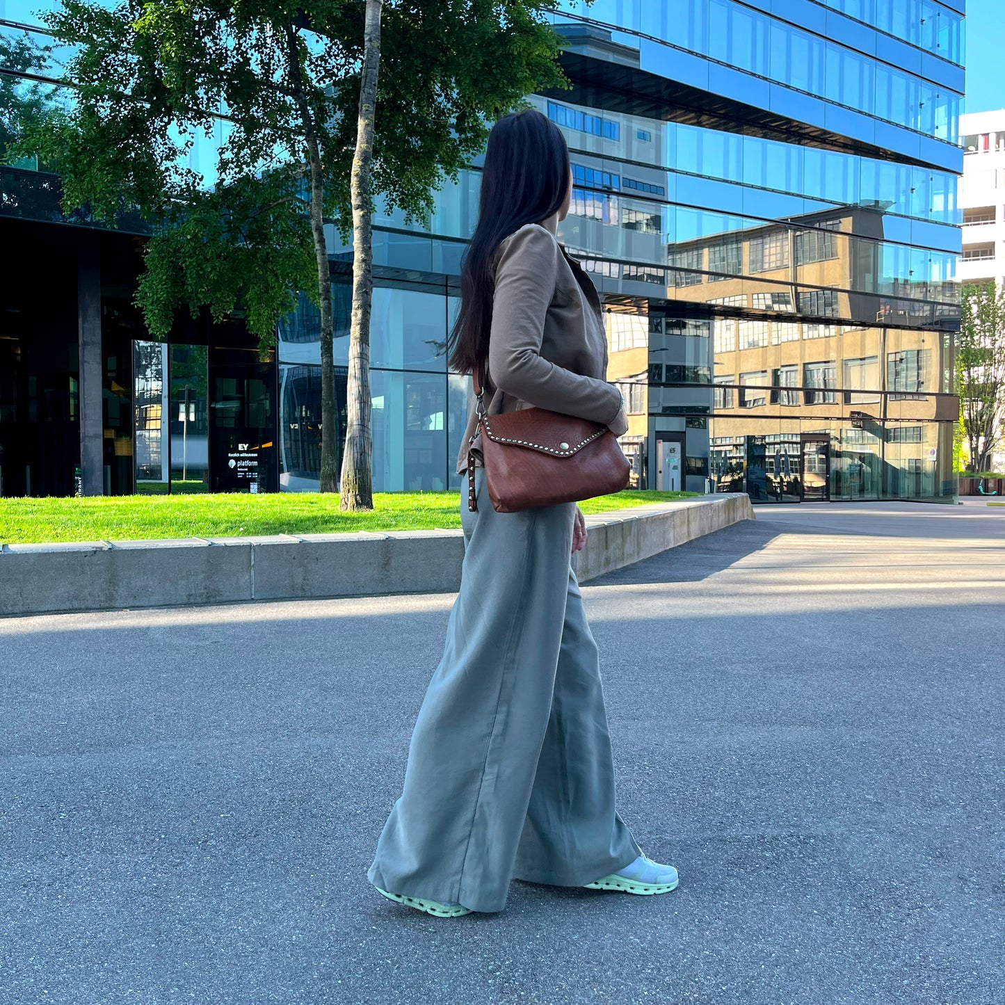 Solstitium – Solstice Pochette (Cognac)