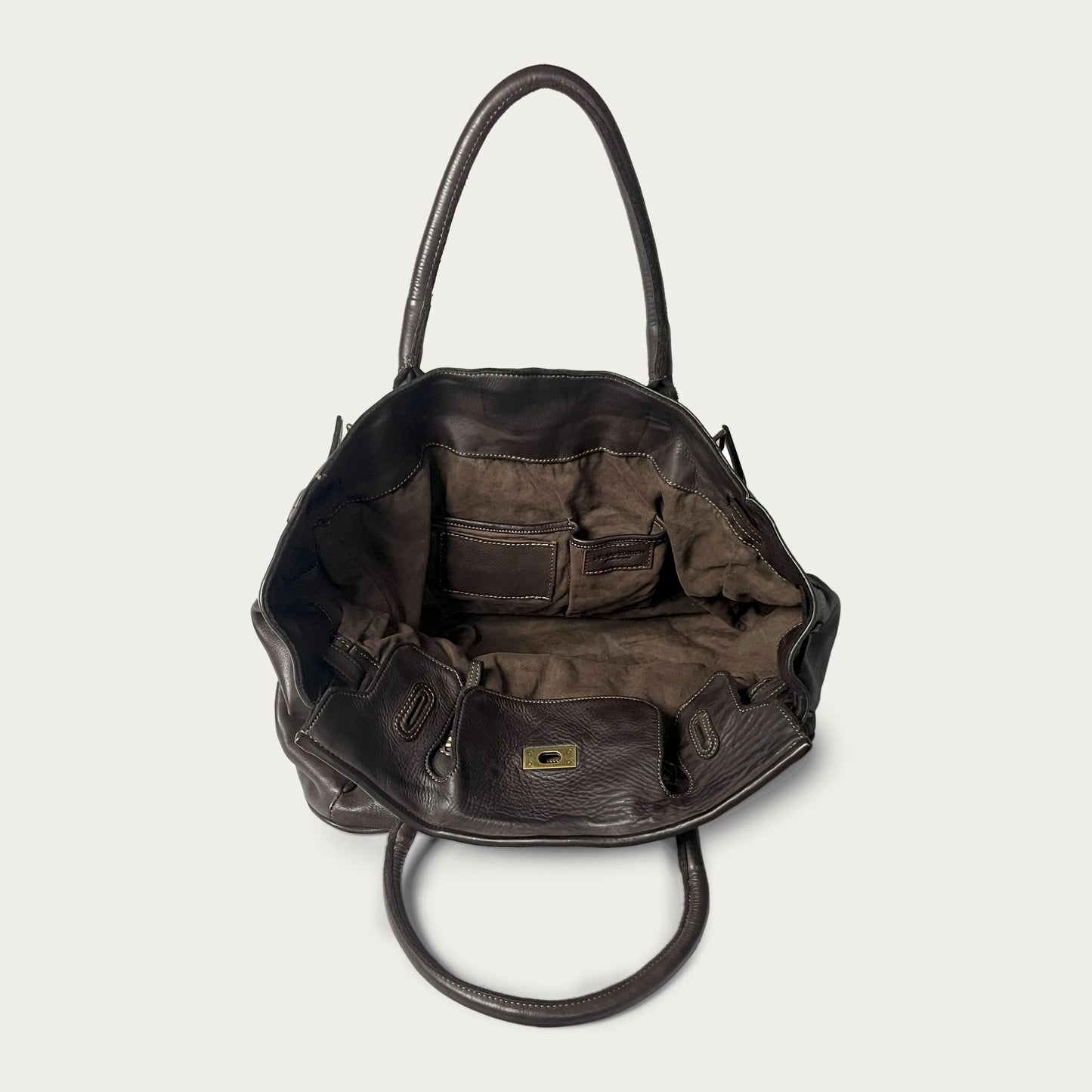 Brown Italian leather tote — Heritage style — interior detail — Made in Tuscany