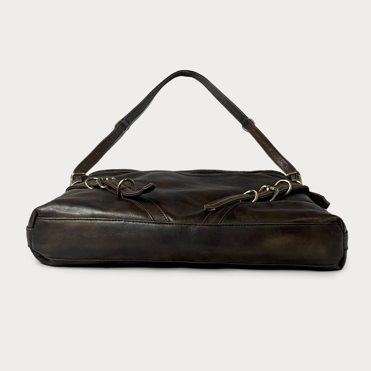 Brown Italian leather shoulder bag — Horizon style — bottom view — Made in Tuscany