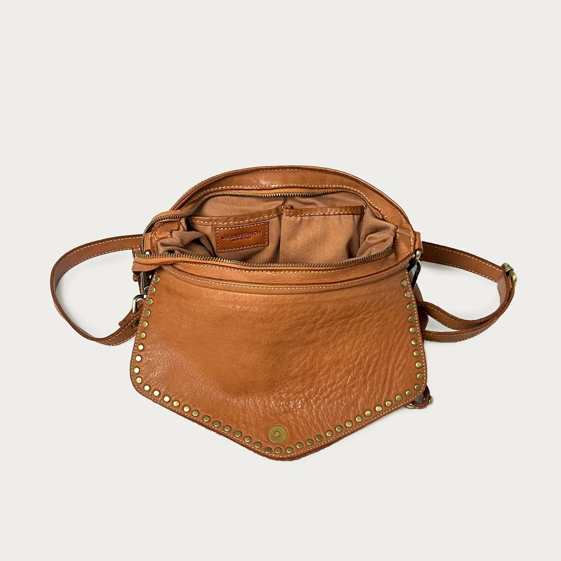 Cognac Italian leather pochette — Solstice style — interior detail — Made in Tuscany